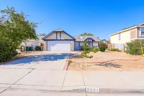 2631 Regal Ct, Lancaster, CA 93535 photo 2