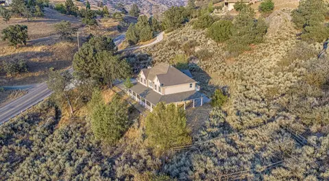 26250 Cumberland Rd, Tehachapi, CA 93561 photo 66