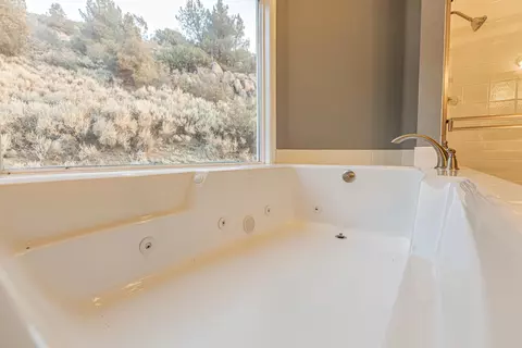 26250 Cumberland Rd, Tehachapi, CA 93561 photo 26
