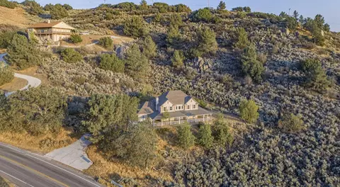 26250 Cumberland Rd, Tehachapi, CA 93561 photo 64