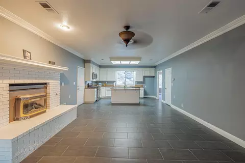 26250 Cumberland Rd, Tehachapi, CA 93561 photo 6