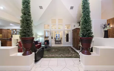 5644 Crest Dr, Palmdale, CA 93551 photo 18