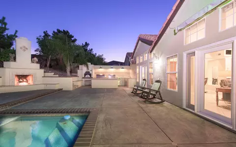 5644 Crest Dr, Palmdale, CA 93551 photo 6