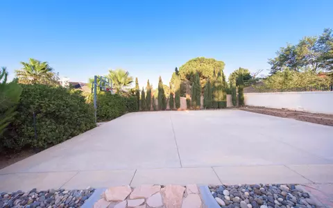 5644 Crest Dr, Palmdale, CA 93551 photo 49