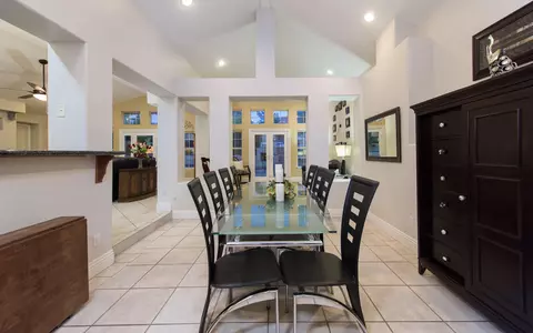 5644 Crest Dr, Palmdale, CA 93551 photo 21