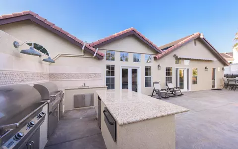 5644 Crest Dr, Palmdale, CA 93551 photo 47