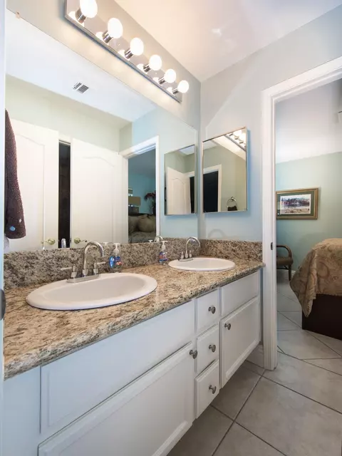 5644 Crest Dr, Palmdale, CA 93551 photo 38