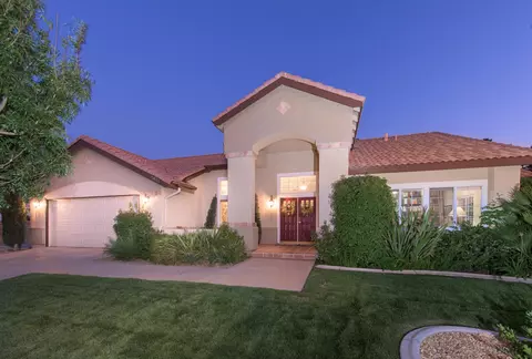5644 Crest Dr, Palmdale, CA 93551 photo 1
