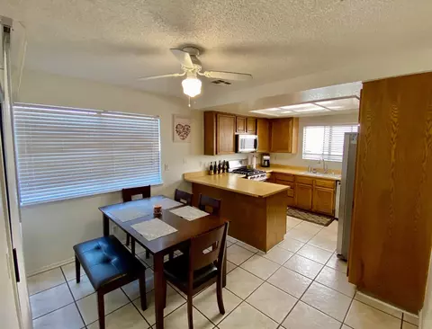 2538 Topaz Ln, Lancaster, CA 93535 photo 3