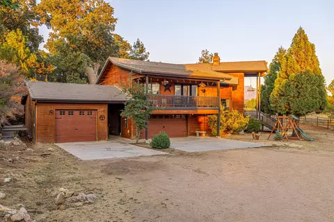 24320 Silver Creek Way, Tehachapi, CA 93561 photo 7