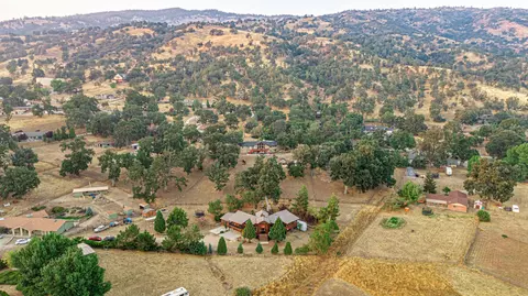 24320 Silver Creek Way, Tehachapi, CA 93561 photo 35