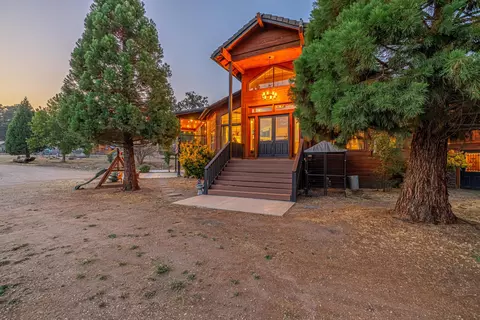 24320 Silver Creek Way, Tehachapi, CA 93561 photo 4
