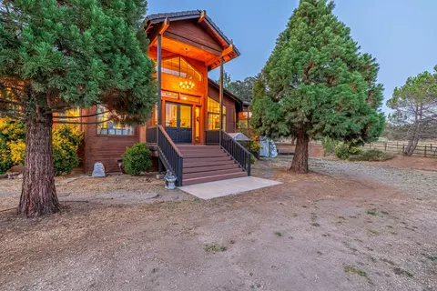 24320 Silver Creek Way, Tehachapi, CA 93561 photo 3