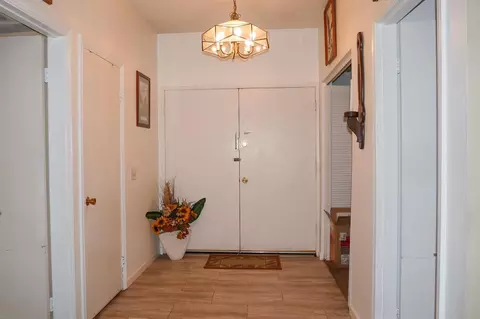 43958 Halcom Ave, Lancaster, CA 93536 photo 3