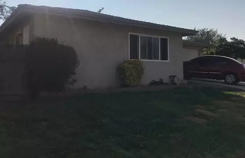 810 Aspen Dr, Tehachapi, CA 93561 photo 4