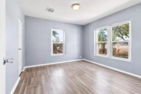 15771 M St, Mojave, CA 93501 photo 7