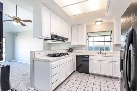 42454 61st St W, Lancaster, CA 93536 photo 9