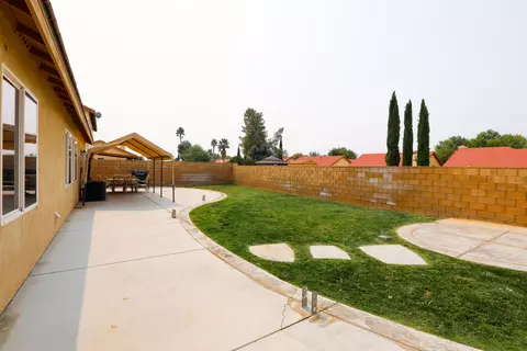 43137 Carpenter Dr, Lancaster, CA 93535 photo 15