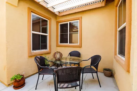 43137 Carpenter Dr, Lancaster, CA 93535 photo 20