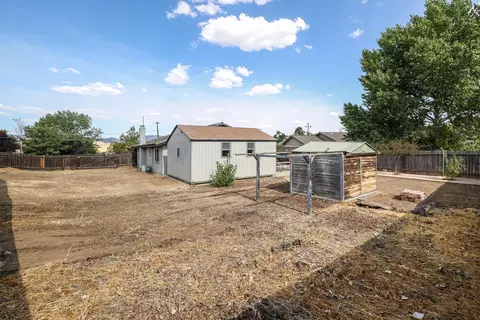 21831 Mid Way, Tehachapi, CA 93561 photo 24