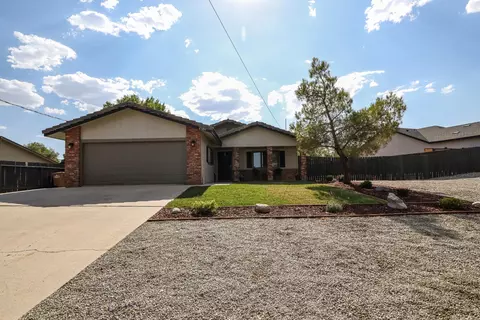21831 Mid Way, Tehachapi, CA 93561 photo 1