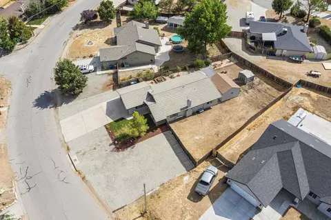 21831 Mid Way, Tehachapi, CA 93561 photo 29