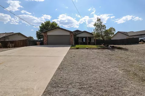 21831 Mid Way, Tehachapi, CA 93561 photo 2