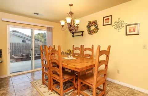 21831 Mid Way, Tehachapi, CA 93561 photo 9