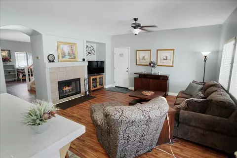 5434 Laurel Ave, Palmdale, CA 93552 photo 4