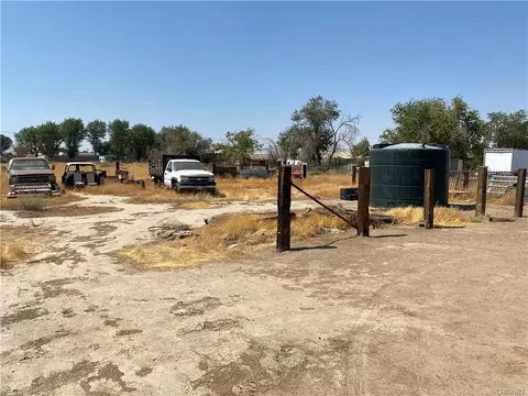 7052 East Avenue H, Lancaster, CA 93535 photo 5