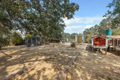22940 Rim Way, Tehachapi, CA 93561 photo 32