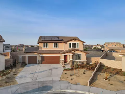 6551 Montclair Ct, Palmdale, CA 93552 photo 2