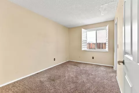 44922 E 11th Street St, Lancaster, CA 93535 photo 13