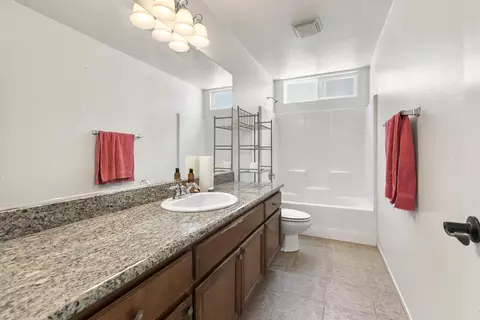 37823 E 42nd St, Palmdale, CA 93552 photo 17