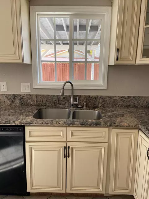 4601 Table Mountain Rd, Palmdale, CA 93552 photo 3
