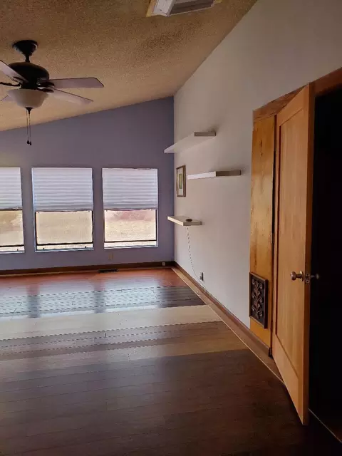 25363 Kargat St, Lancaster, CA 93536 photo 21