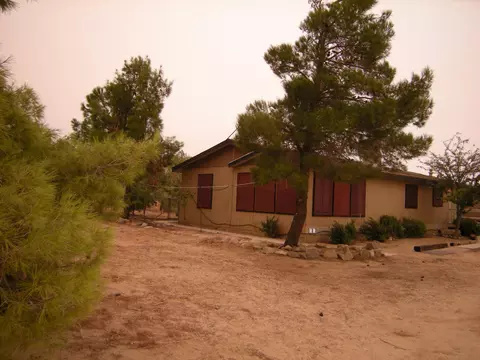 25363 Kargat St, Lancaster, CA 93536 photo 4
