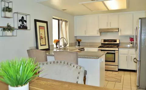 2404 Swallow Ln, Palmdale, CA 93550 photo 4