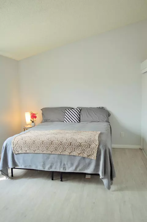 2404 Swallow Ln, Palmdale, CA 93550 photo 21
