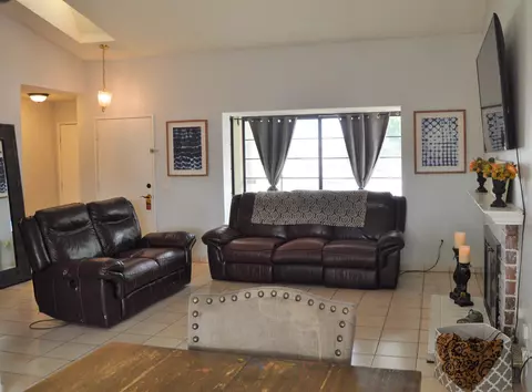 2404 Swallow Ln, Palmdale, CA 93550 photo 11