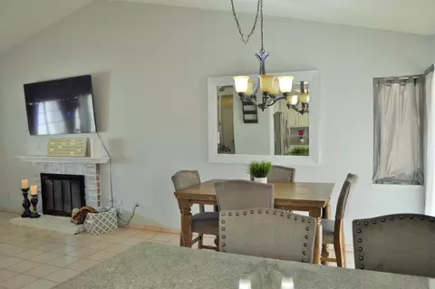 2404 Swallow Ln, Palmdale, CA 93550 photo 6