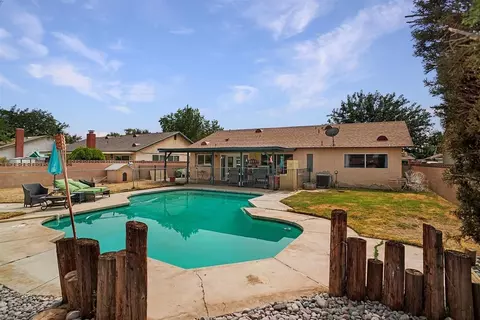 1143 E Lingard St, Lancaster, CA 93535 photo 17
