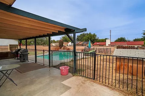 1143 E Lingard St, Lancaster, CA 93535 photo 15