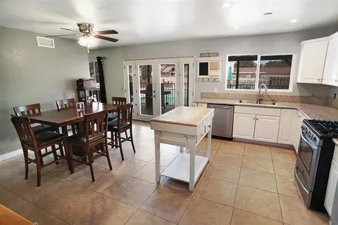 1143 E Lingard St, Lancaster, CA 93535 photo 8
