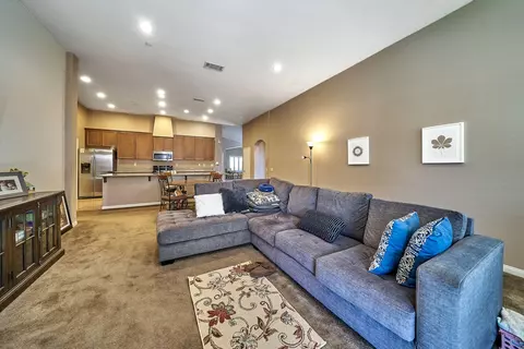 2102 E Jenner St, Lancaster, CA 93535 photo 27