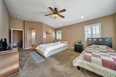 2102 E Jenner St, Lancaster, CA 93535 photo 37