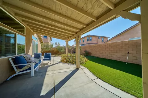 2102 E Jenner St, Lancaster, CA 93535 photo 43