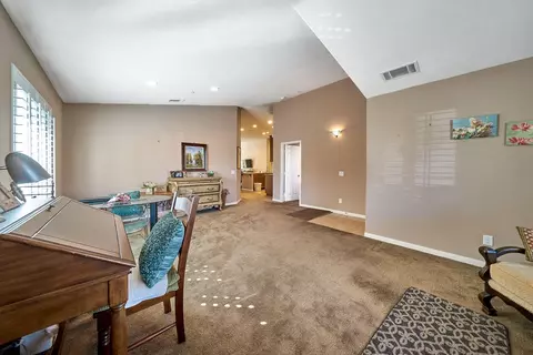 2102 E Jenner St, Lancaster, CA 93535 photo 8