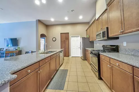 2102 E Jenner St, Lancaster, CA 93535 photo 17