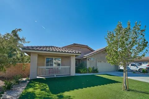 2102 E Jenner St, Lancaster, CA 93535 photo 1